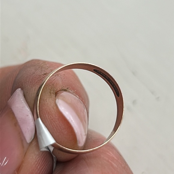 293739 10k Yg With Pink Hue Band - Picture 2 of 2